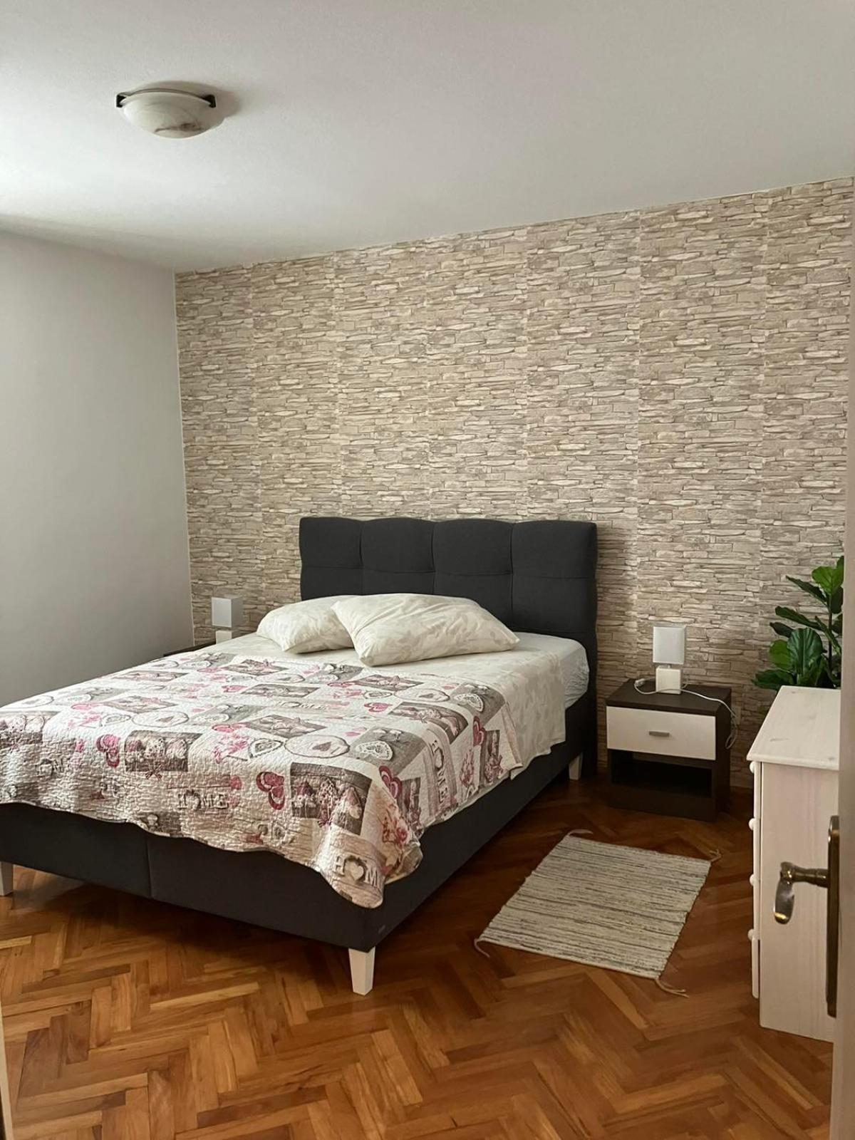 ורסאר Apartman Natali מראה חיצוני תמונה